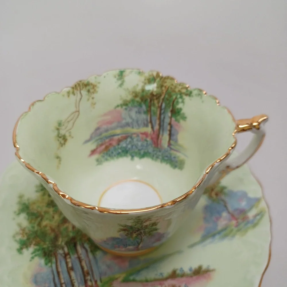 Aynsley Bone China Teacup and Saucer Set Woodland Landscape Green‎ Gold C493/2